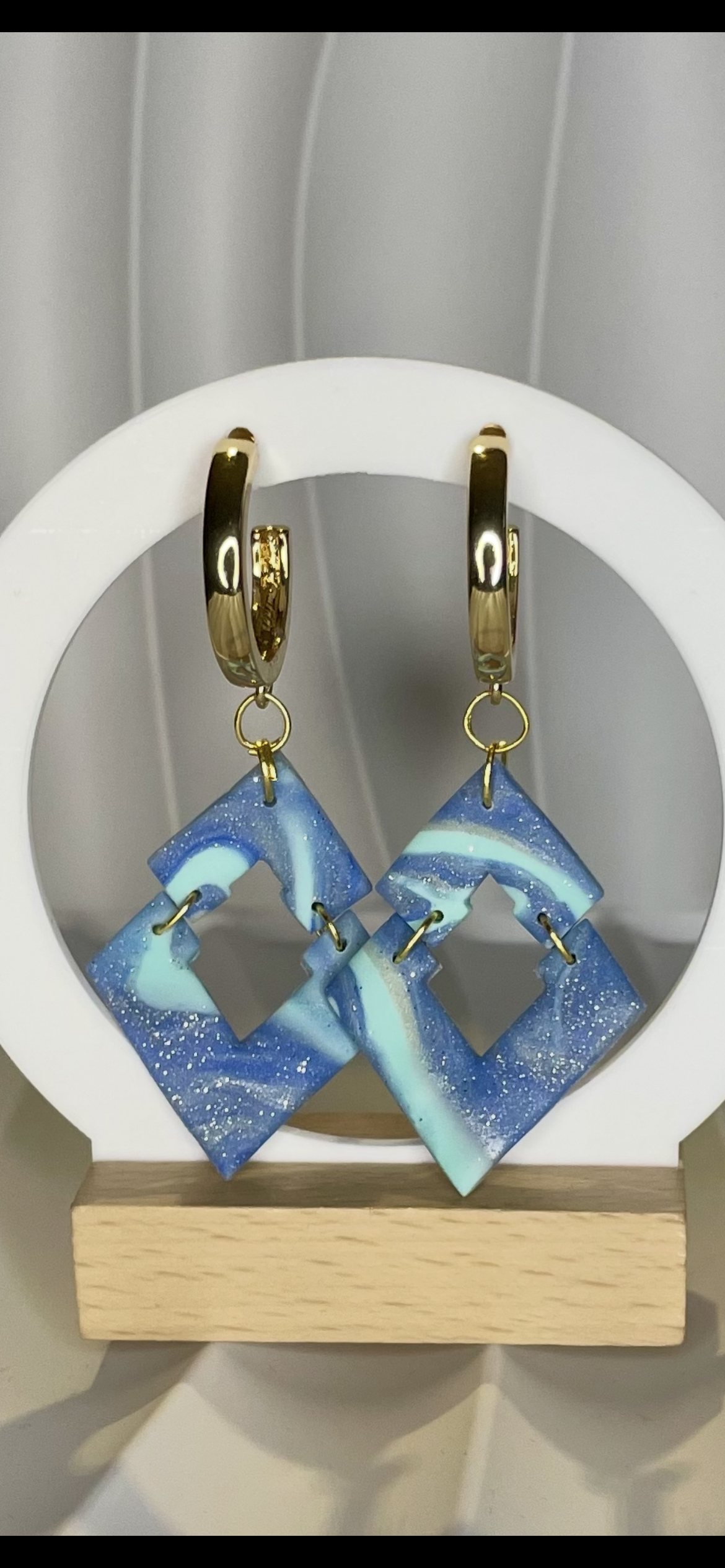 Nyhet! Univers øredobber
