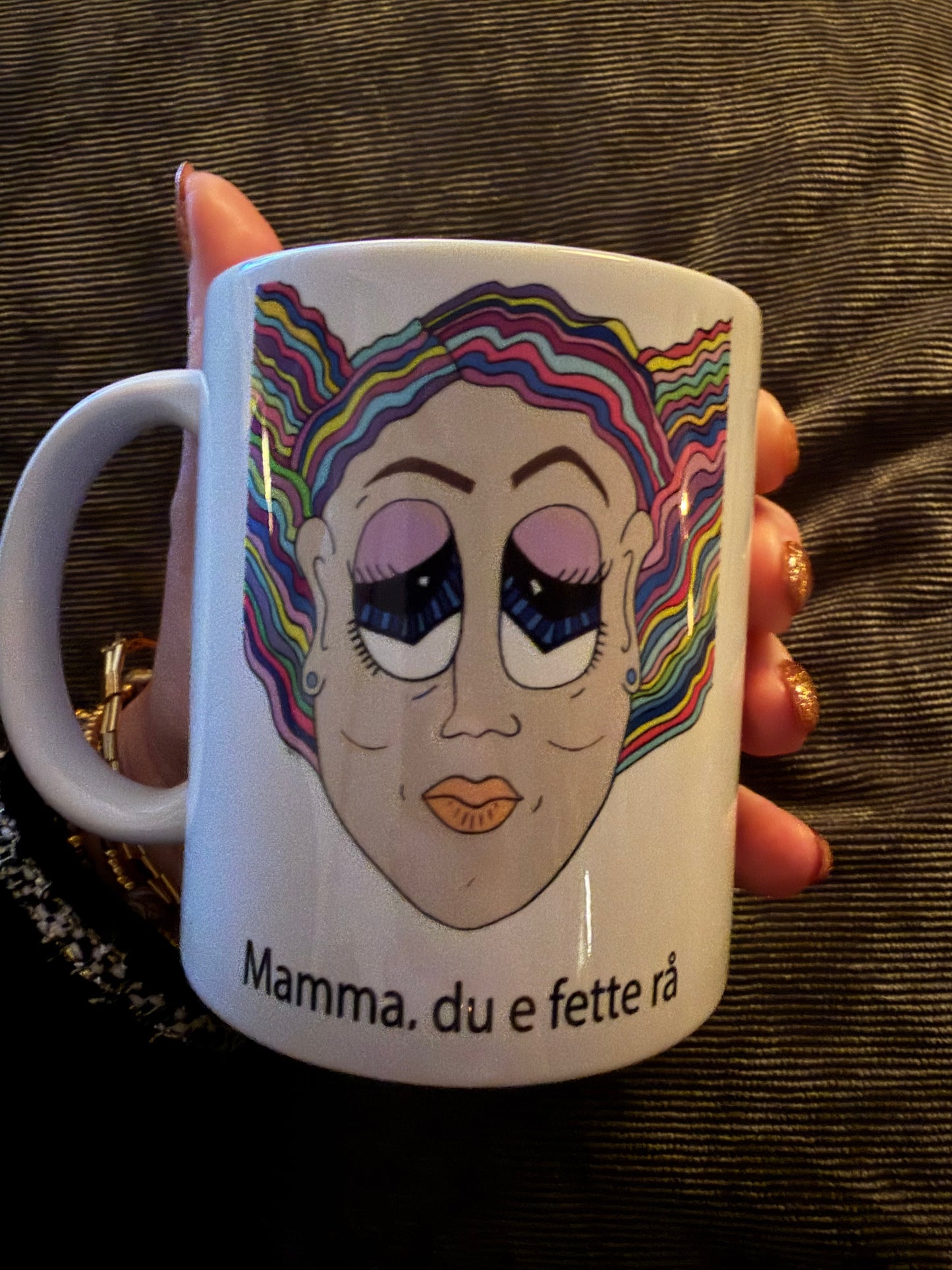 Nyhet! «Mamma, du e fette rå»